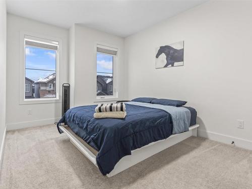 2096 Graydon Hill Crescent, Edmonton, AB - Indoor Photo Showing Bedroom