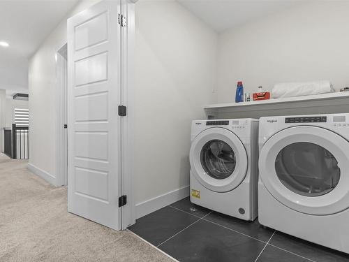 2096 Graydon Hill Crescent, Edmonton, AB - Indoor Photo Showing Laundry Room