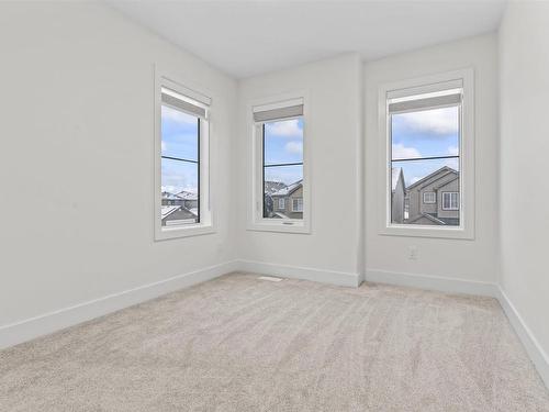 2096 Graydon Hill Crescent, Edmonton, AB - Indoor Photo Showing Other Room