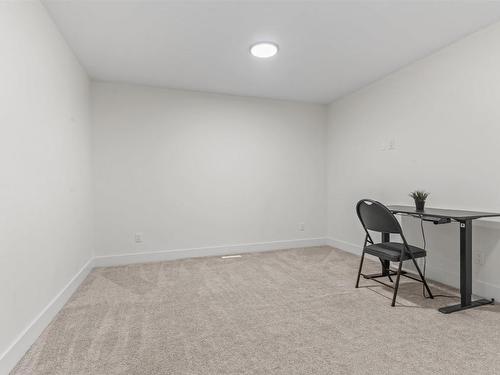 2096 Graydon Hill Crescent, Edmonton, AB - Indoor Photo Showing Other Room