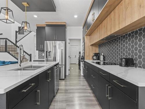 2096 Graydon Hill Crescent, Edmonton, AB - Indoor Photo Showing Kitchen With Double Sink With Upgraded Kitchen