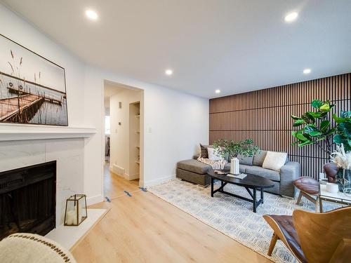 462 Clareview Road, Edmonton, AB - Indoor Photo Showing Living Room With Fireplace