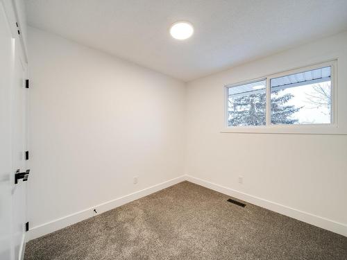 462 Clareview Road, Edmonton, AB - Indoor Photo Showing Other Room