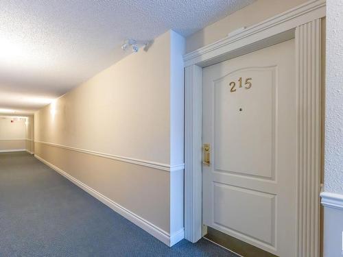 215 17150 94A Avenue, Edmonton, AB - Indoor Photo Showing Other Room