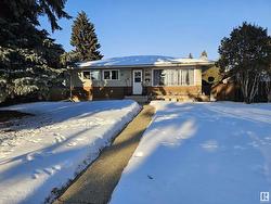 10428 136 Avenue  Edmonton, AB T5E 1W3