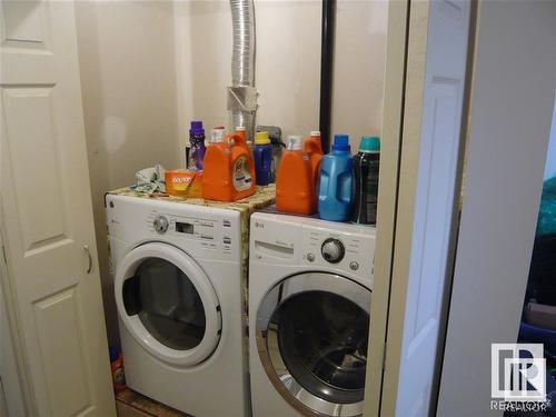 10428 136 Avenue, Edmonton, AB - Indoor Photo Showing Laundry Room