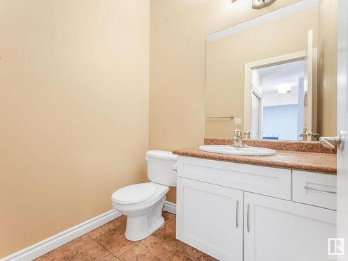 1024 Hope Road, Edmonton, AB - Indoor Photo Showing Bathroom