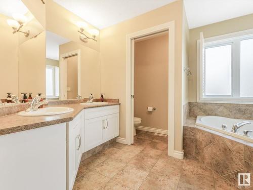 1024 Hope Road, Edmonton, AB - Indoor Photo Showing Bathroom