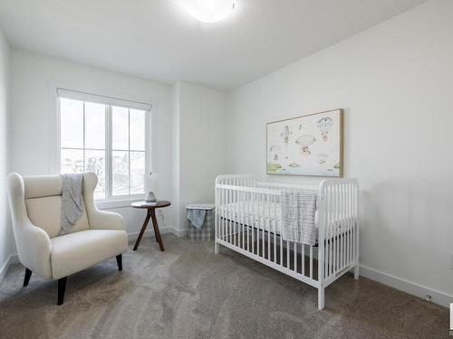 4813 Hawthorn Bend Bend, Edmonton, AB - Indoor Photo Showing Bedroom