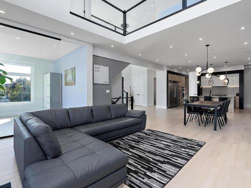 1303 Clement Court, Edmonton, AB - Indoor Photo Showing Living Room