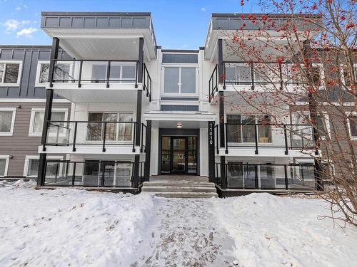 45 11010 124 Street, Edmonton, AB - Outdoor With Balcony With Facade