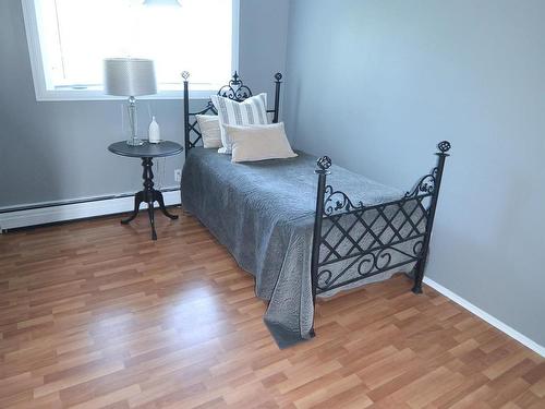 4607 48A Street, Barrhead, AB - Indoor Photo Showing Bedroom