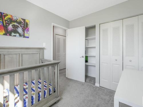 11496 139 Avenue, Edmonton, AB - Indoor Photo Showing Bedroom