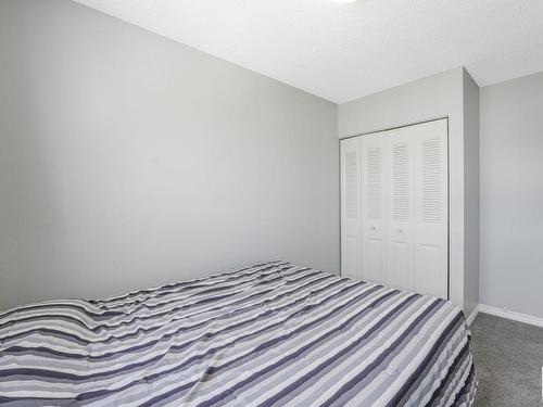 11496 139 Avenue, Edmonton, AB - Indoor Photo Showing Bedroom