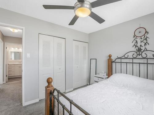 11496 139 Avenue, Edmonton, AB - Indoor Photo Showing Bedroom