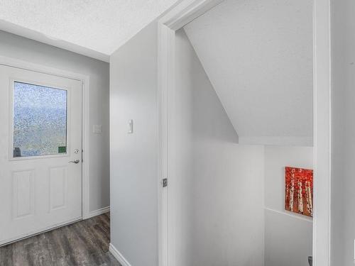 11496 139 Avenue, Edmonton, AB - Indoor Photo Showing Other Room