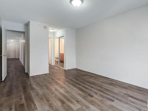 419 2098 Blackmud Creek Drive, Edmonton, AB - Indoor Photo Showing Other Room