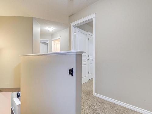 1544 Chapman Way, Edmonton, AB - Indoor Photo Showing Other Room