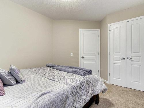 1544 Chapman Way, Edmonton, AB - Indoor Photo Showing Bedroom