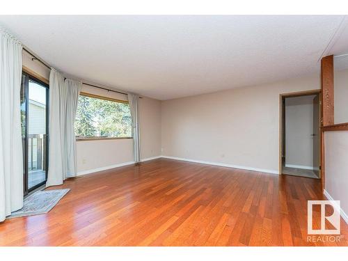 10672 153 Avenue, Edmonton, AB - Indoor Photo Showing Other Room