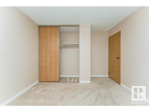 10672 153 Avenue, Edmonton, AB - Indoor Photo Showing Other Room