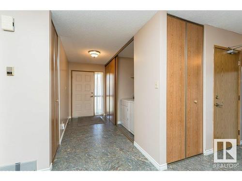 10672 153 Avenue, Edmonton, AB - Indoor Photo Showing Other Room