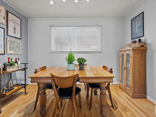 14603 104 Avenue, Edmonton, AB - Indoor Photo Showing Dining Room