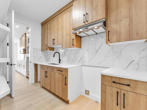 6327 17 Street, Rural Leduc County, AB - Indoor Photo Showing Kitchen