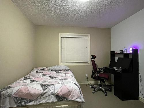 11716 17 Avenue Sw, Edmonton, AB - Indoor Photo Showing Bedroom