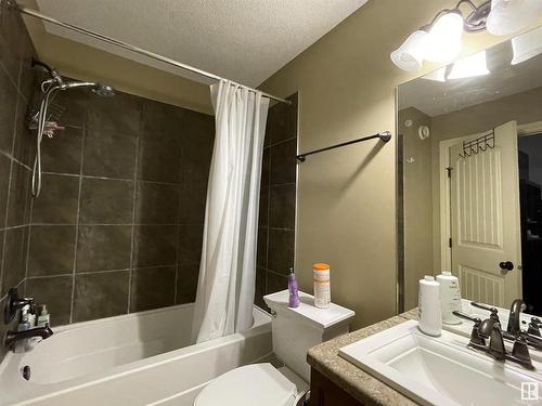 11716 17 Avenue Sw, Edmonton, AB - Indoor Photo Showing Bathroom