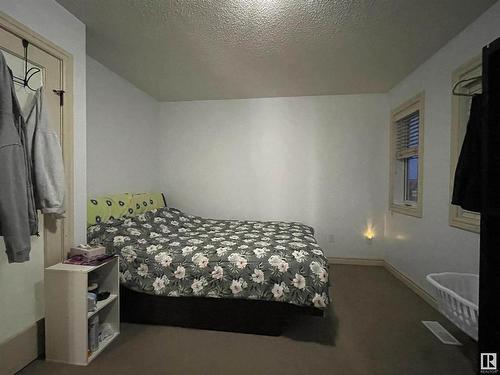 11716 17 Avenue Sw, Edmonton, AB - Indoor Photo Showing Bedroom