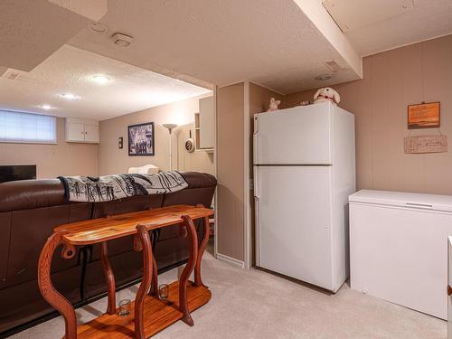 3131 144 Avenue, Edmonton, AB - Indoor Photo Showing Other Room