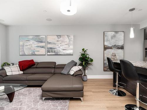 1404 11969 Jasper Avenue, Edmonton, AB - Indoor Photo Showing Living Room