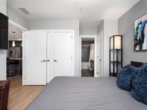 1404 11969 Jasper Avenue, Edmonton, AB - Indoor Photo Showing Bedroom