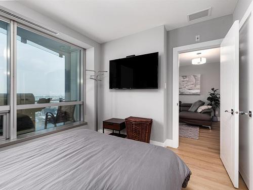 1404 11969 Jasper Avenue, Edmonton, AB - Indoor Photo Showing Bedroom