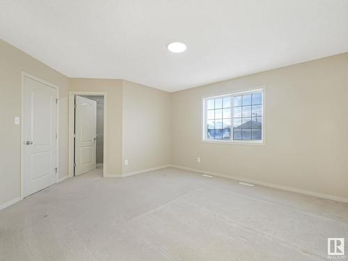 8608 7 Avenue, Edmonton, AB - Indoor Photo Showing Other Room