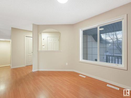 8608 7 Avenue, Edmonton, AB - Indoor Photo Showing Other Room