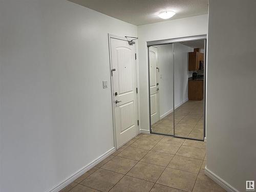 451 2096 Blackmud Creek Drive, Edmonton, AB - Indoor Photo Showing Other Room