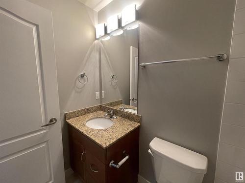 Edmonton, AB - Indoor Photo Showing Bathroom