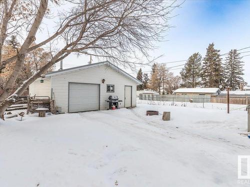 4708 49 St, Calmar, AB - Outdoor