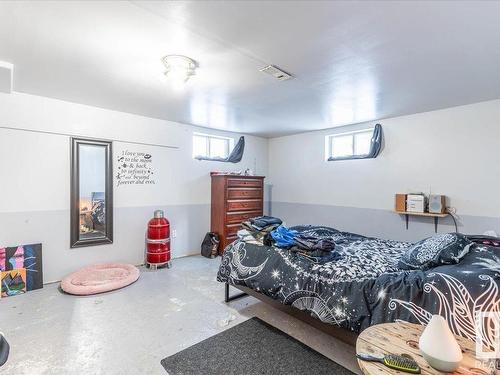 4708 49 St, Calmar, AB - Indoor Photo Showing Bedroom