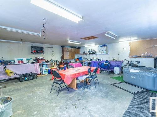 4708 49 St, Calmar, AB - Indoor Photo Showing Garage