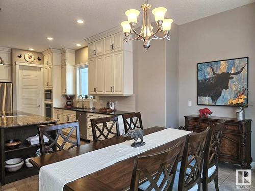 1318 Hainstock Way Sw, Edmonton, AB - Indoor Photo Showing Dining Room