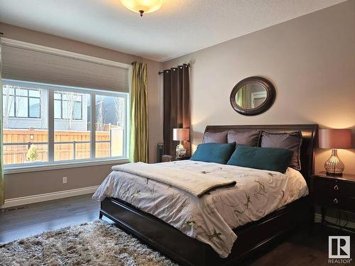 1318 Hainstock Way Sw, Edmonton, AB - Indoor Photo Showing Bedroom