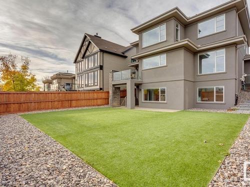 607 Howatt Drive Sw, Edmonton, AB - Outdoor