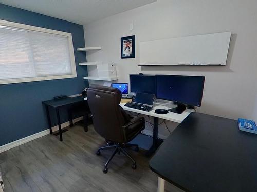 37 Alpine Boulevard, St. Albert, AB - Indoor Photo Showing Office