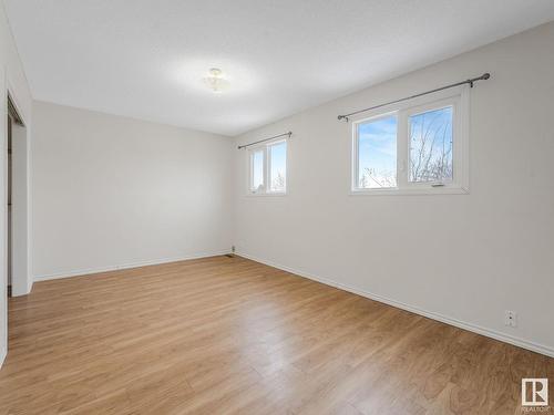 10312 Lauder Avenue, Edmonton, AB - Indoor Photo Showing Other Room