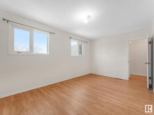 10312 Lauder Avenue, Edmonton, AB - Indoor Photo Showing Other Room