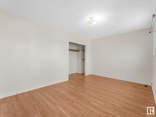 10312 Lauder Avenue, Edmonton, AB - Indoor Photo Showing Other Room