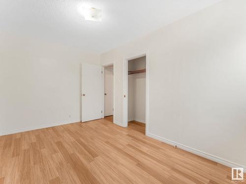 10312 Lauder Avenue, Edmonton, AB - Indoor Photo Showing Other Room